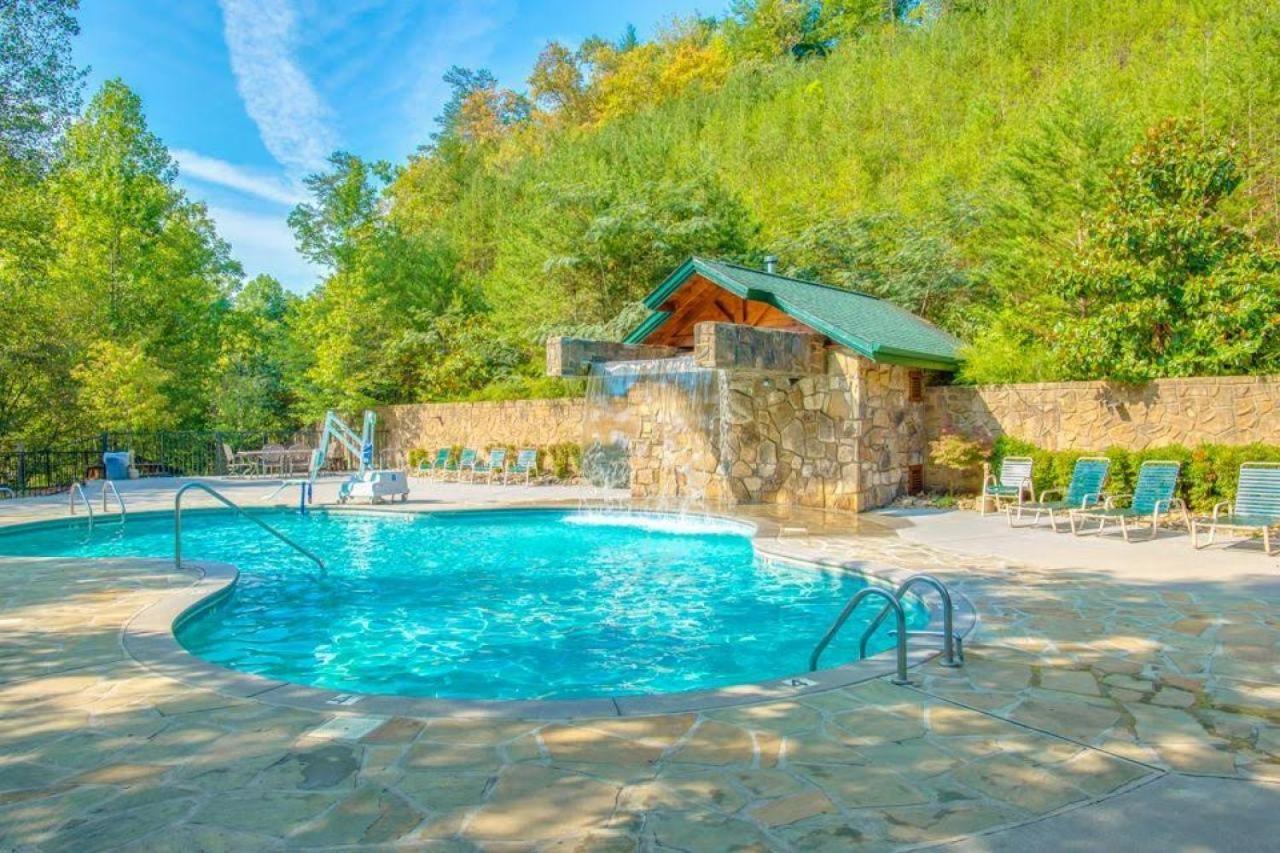 Smoky Mountain Views Villa Gatlinburg Exterior photo