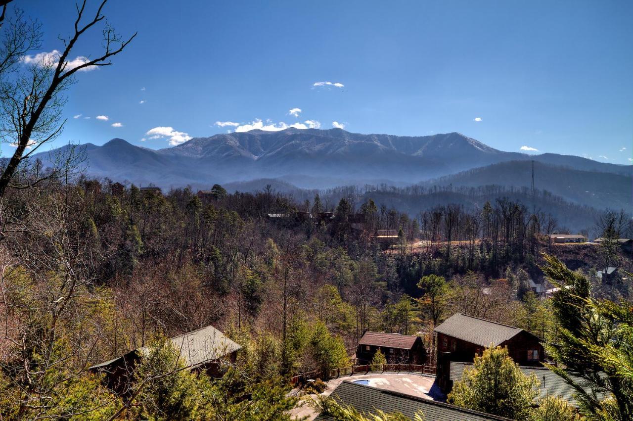Smoky Mountain Views Villa Gatlinburg Exterior photo