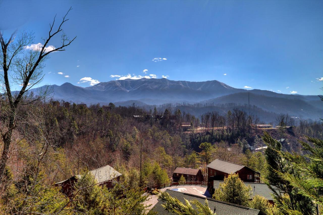 Smoky Mountain Views Villa Gatlinburg Exterior photo