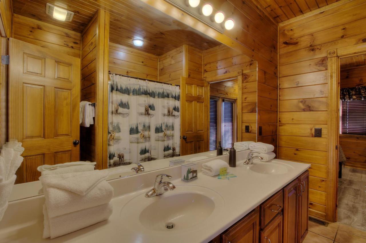 Smoky Mountain Views Villa Gatlinburg Exterior photo