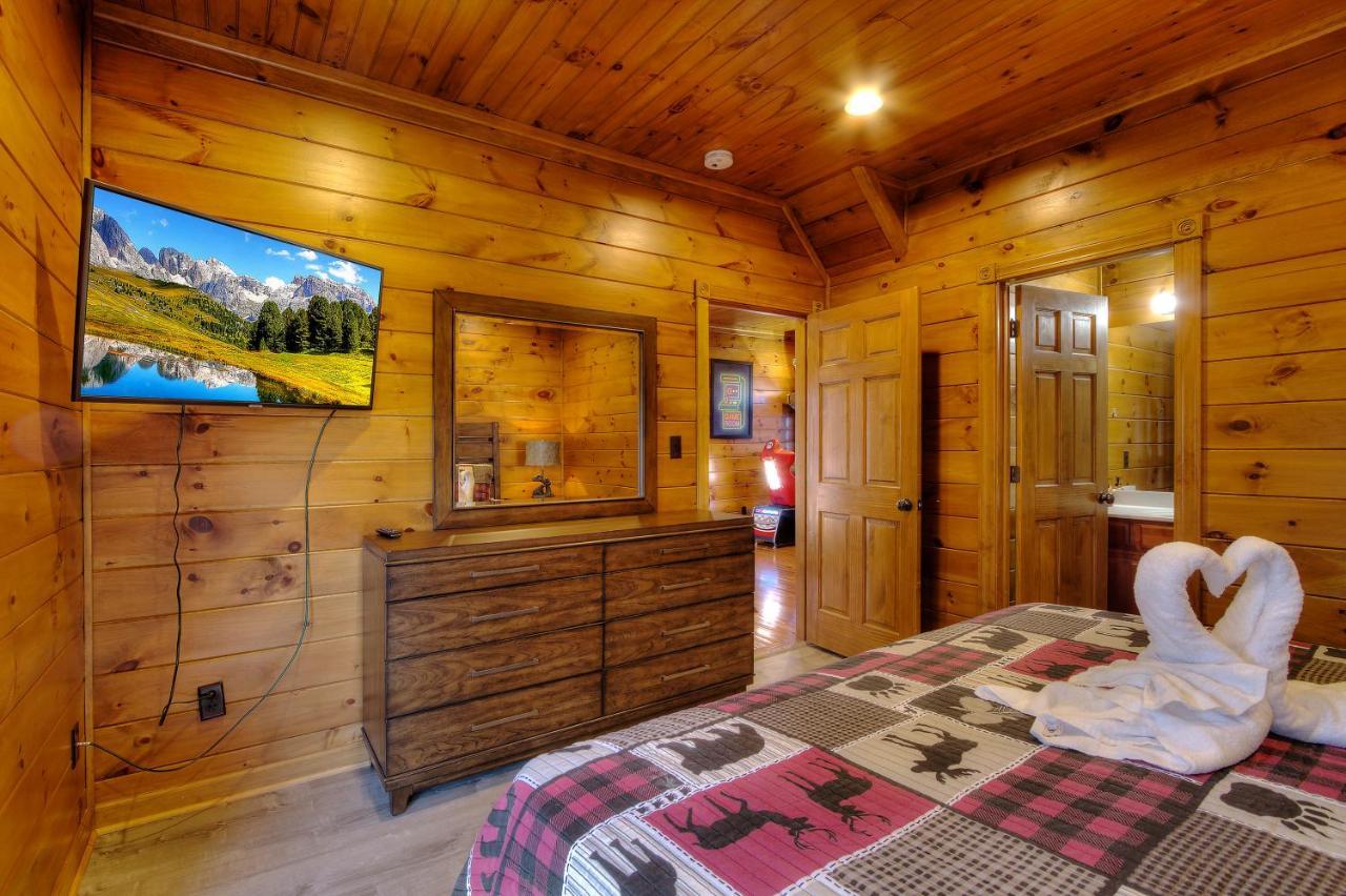 Smoky Mountain Views Villa Gatlinburg Exterior photo