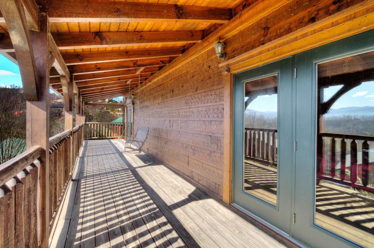 Smoky Mountain Views Villa Gatlinburg Exterior photo