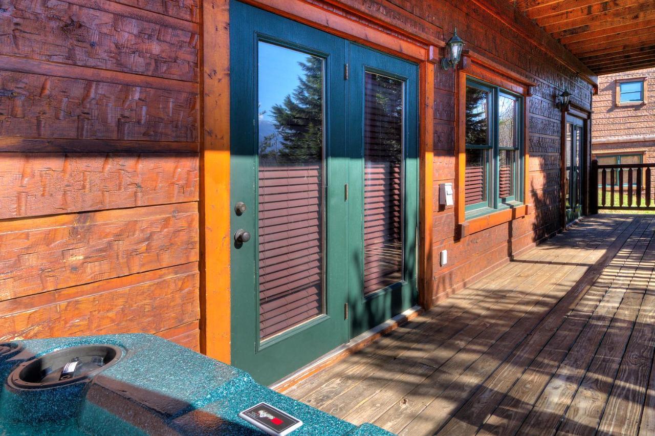 Smoky Mountain Views Villa Gatlinburg Exterior photo