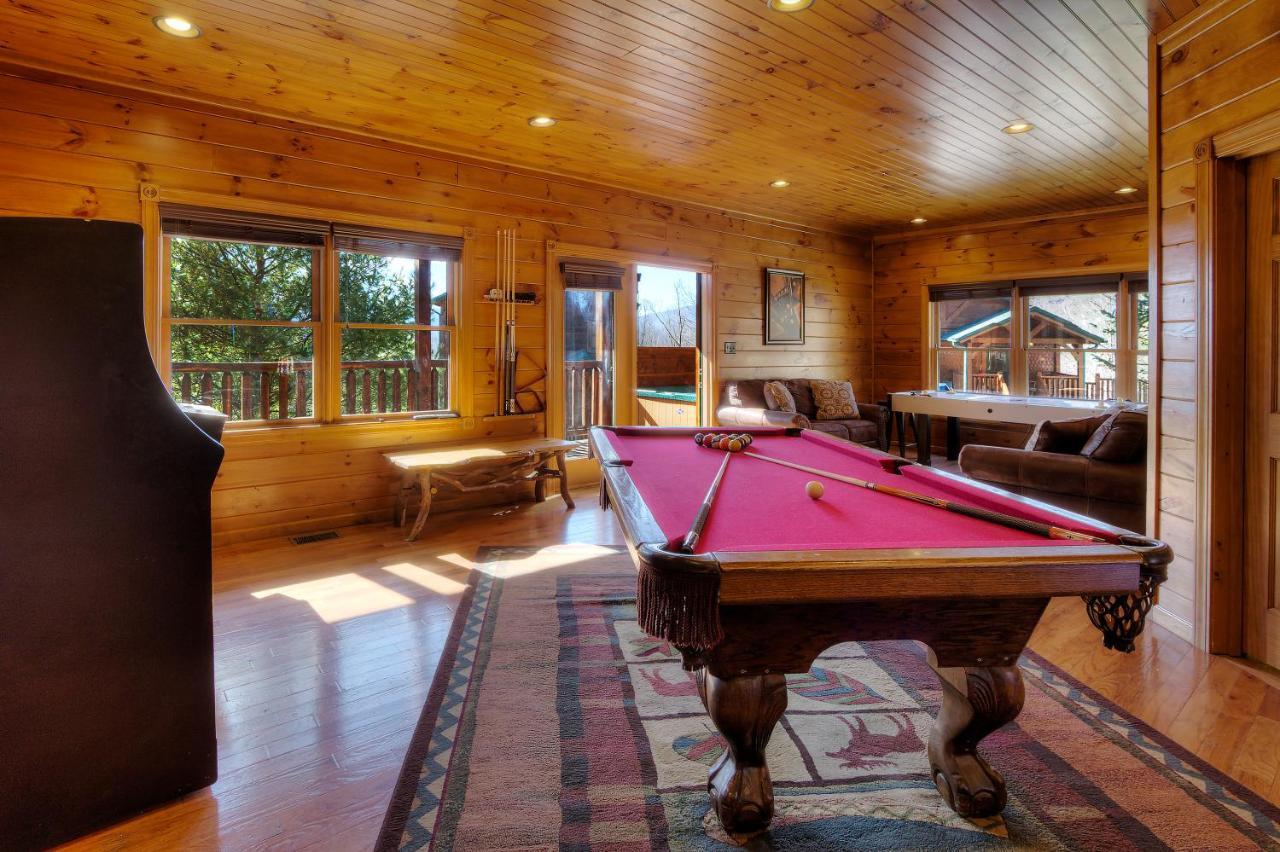 Smoky Mountain Views Villa Gatlinburg Exterior photo