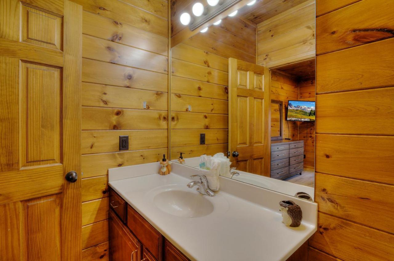 Smoky Mountain Views Villa Gatlinburg Exterior photo
