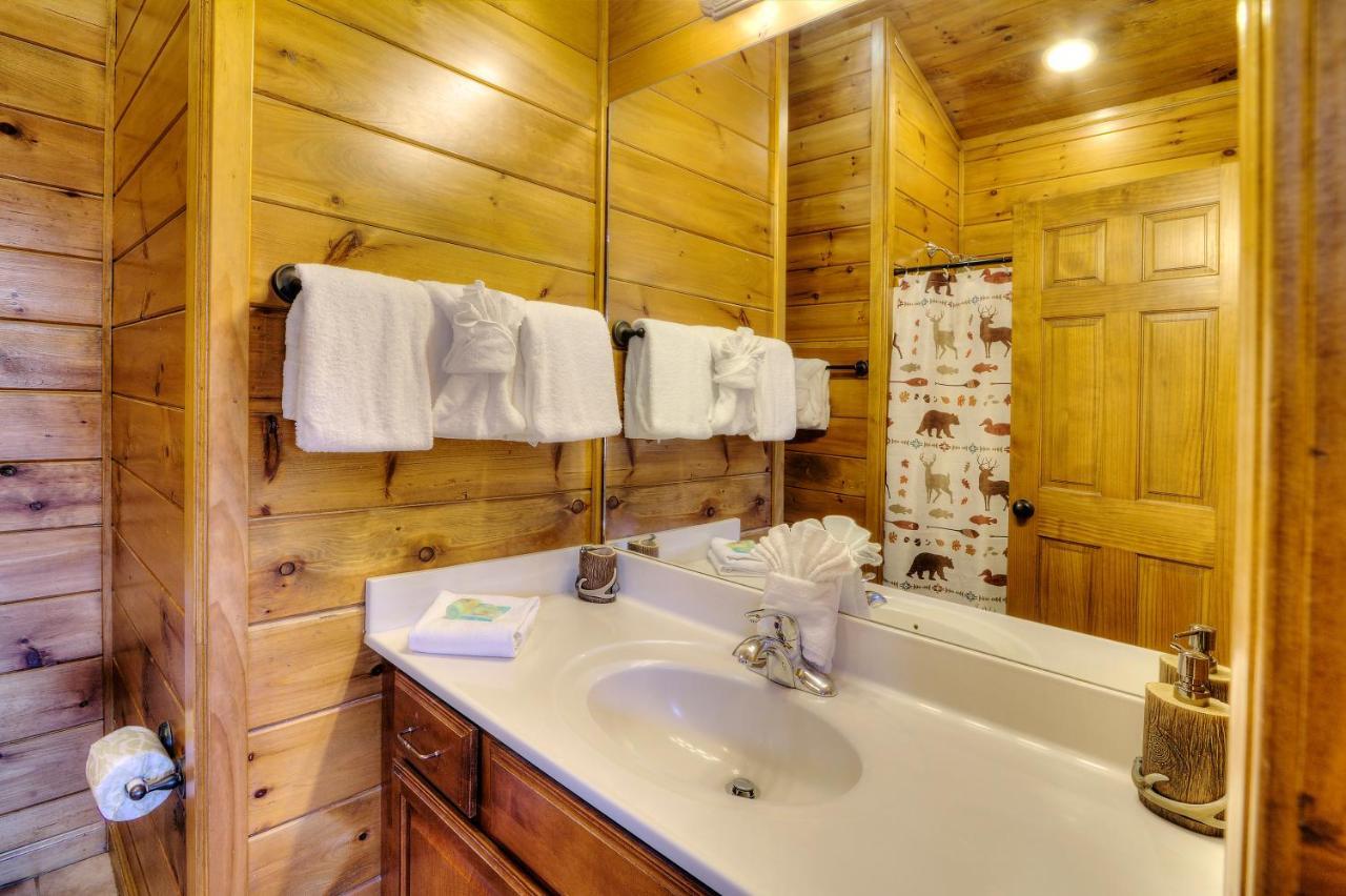 Smoky Mountain Views Villa Gatlinburg Exterior photo