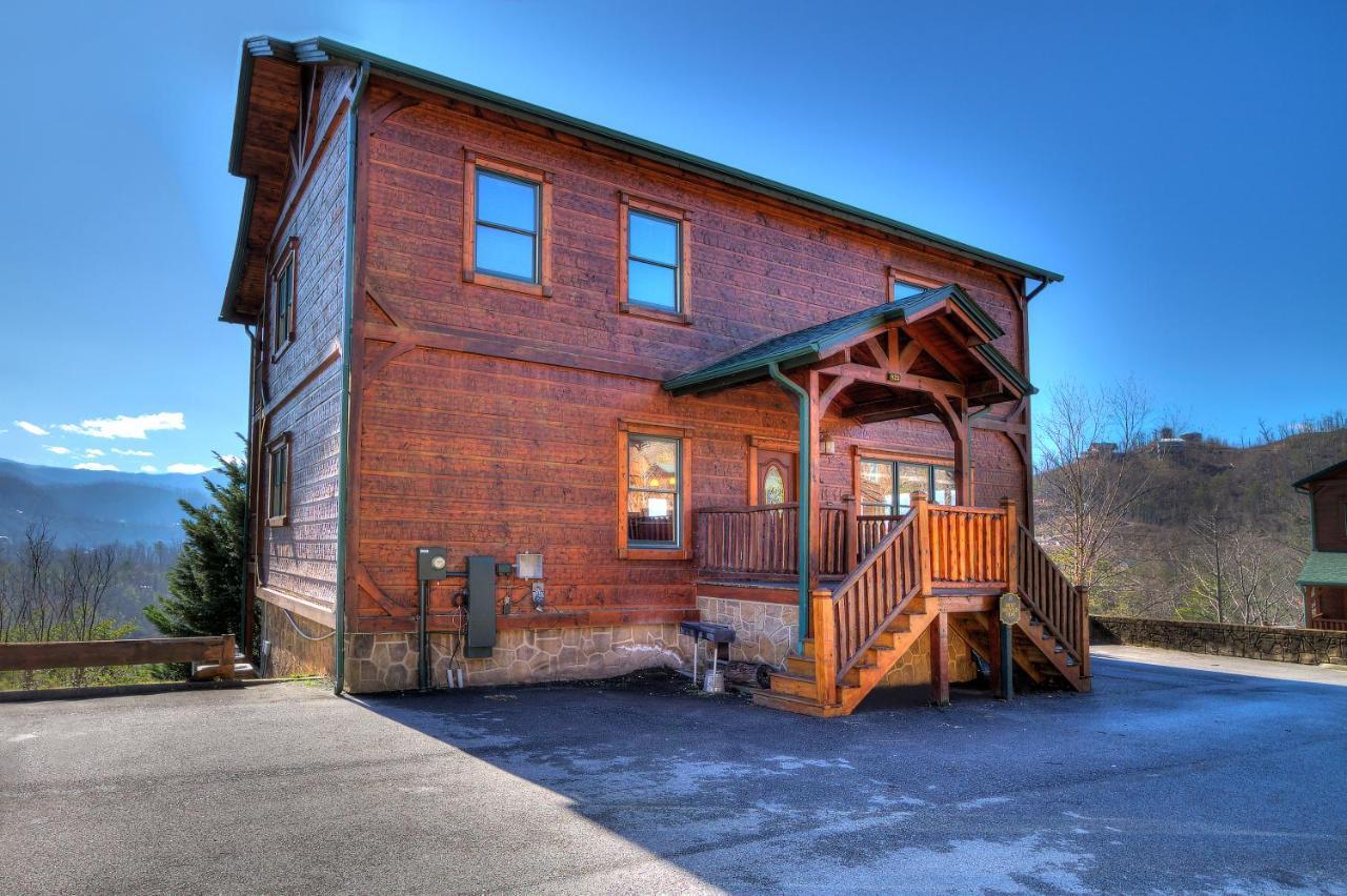 Smoky Mountain Views Villa Gatlinburg Exterior photo